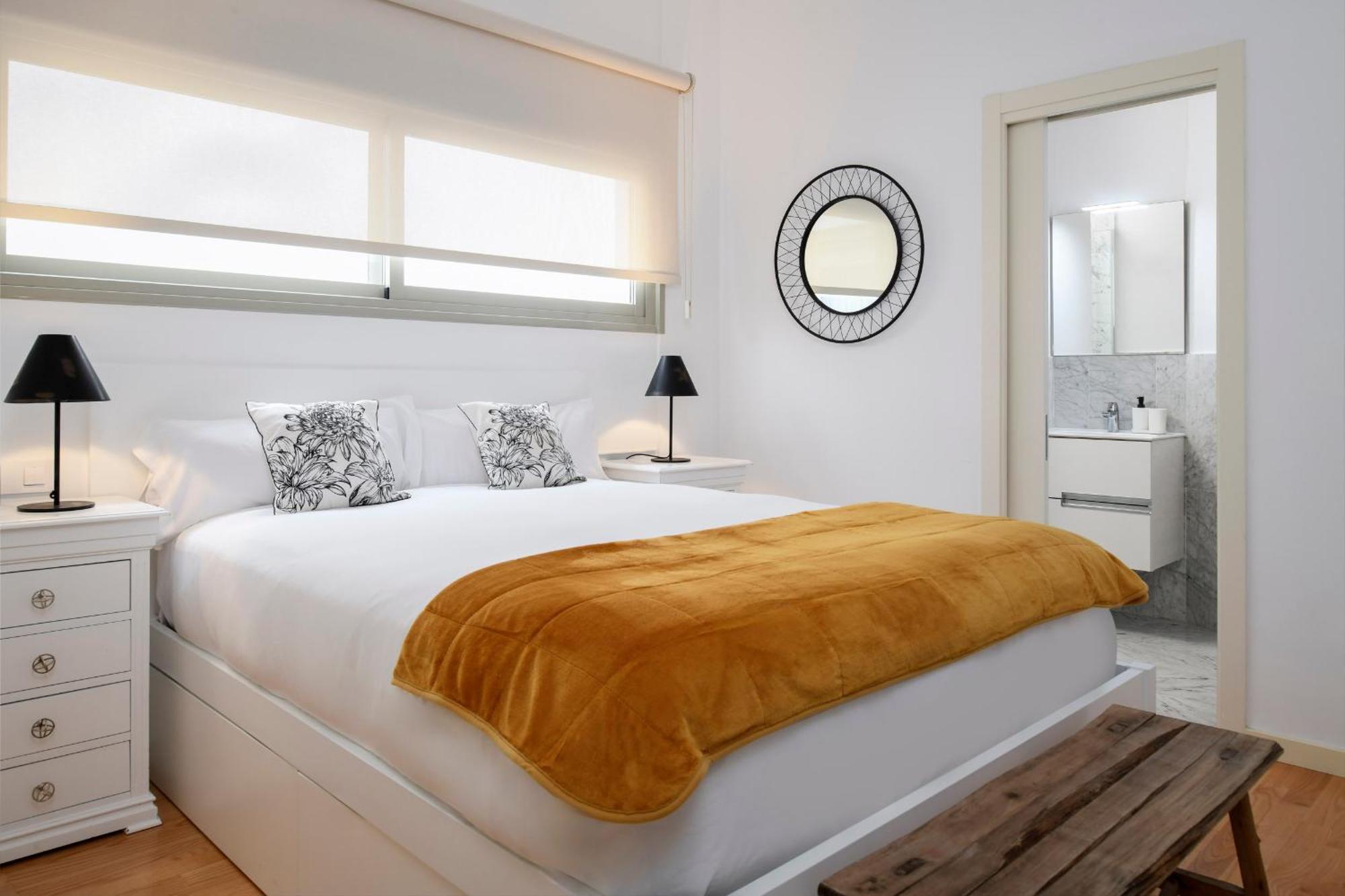 Magno Apartments Cervantes Siviglia Esterno foto